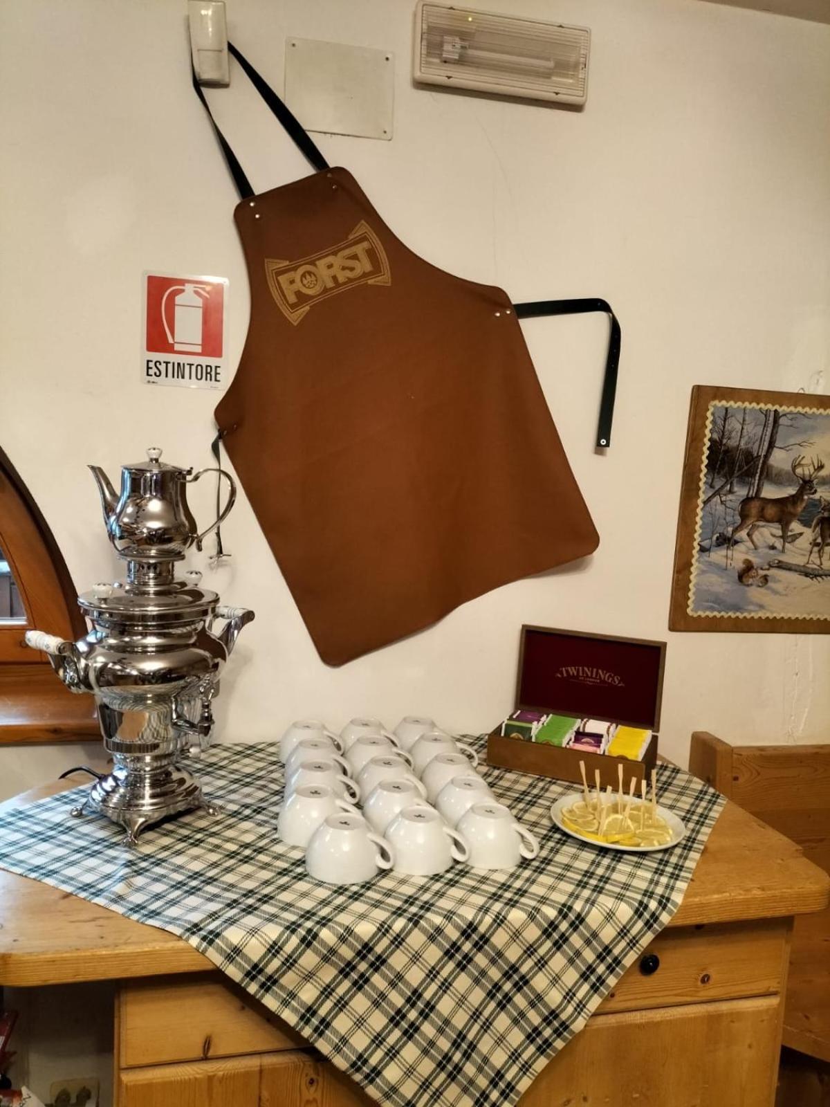 Hotel Dal Bracconiere Folgarida Kültér fotó
