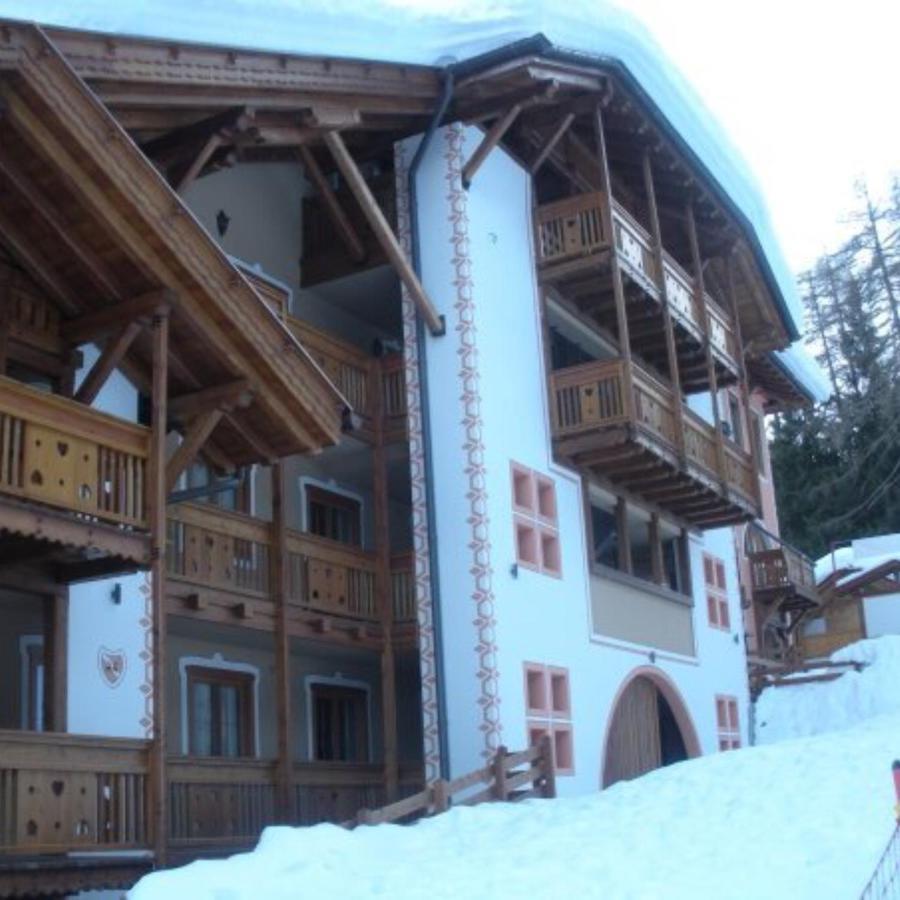 Hotel Dal Bracconiere Folgarida Kültér fotó